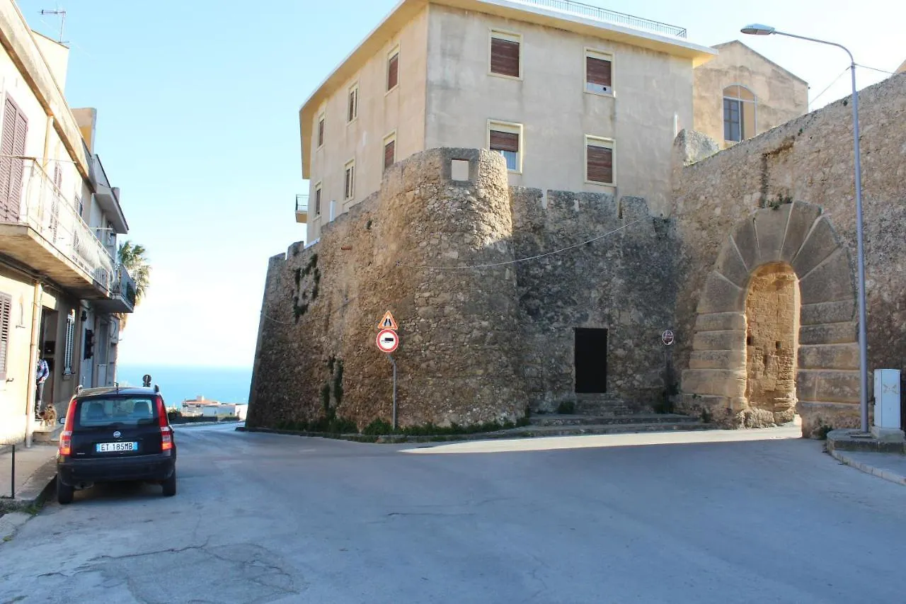 Alle Grottine Sciacca 0*,